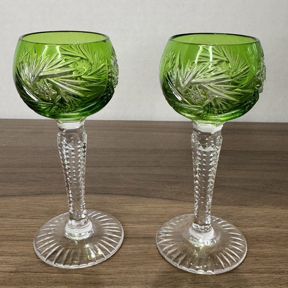 Set Of 2 Vintage Mini Green Cut to Clear Bohemian Crystal Cordial Glasses 4.5" - Picture 2 of 8
